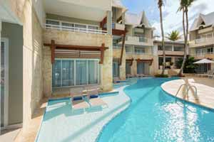 Select Junior Suite Swim Up Rooms at Casa Marina Beach & Reef Resort